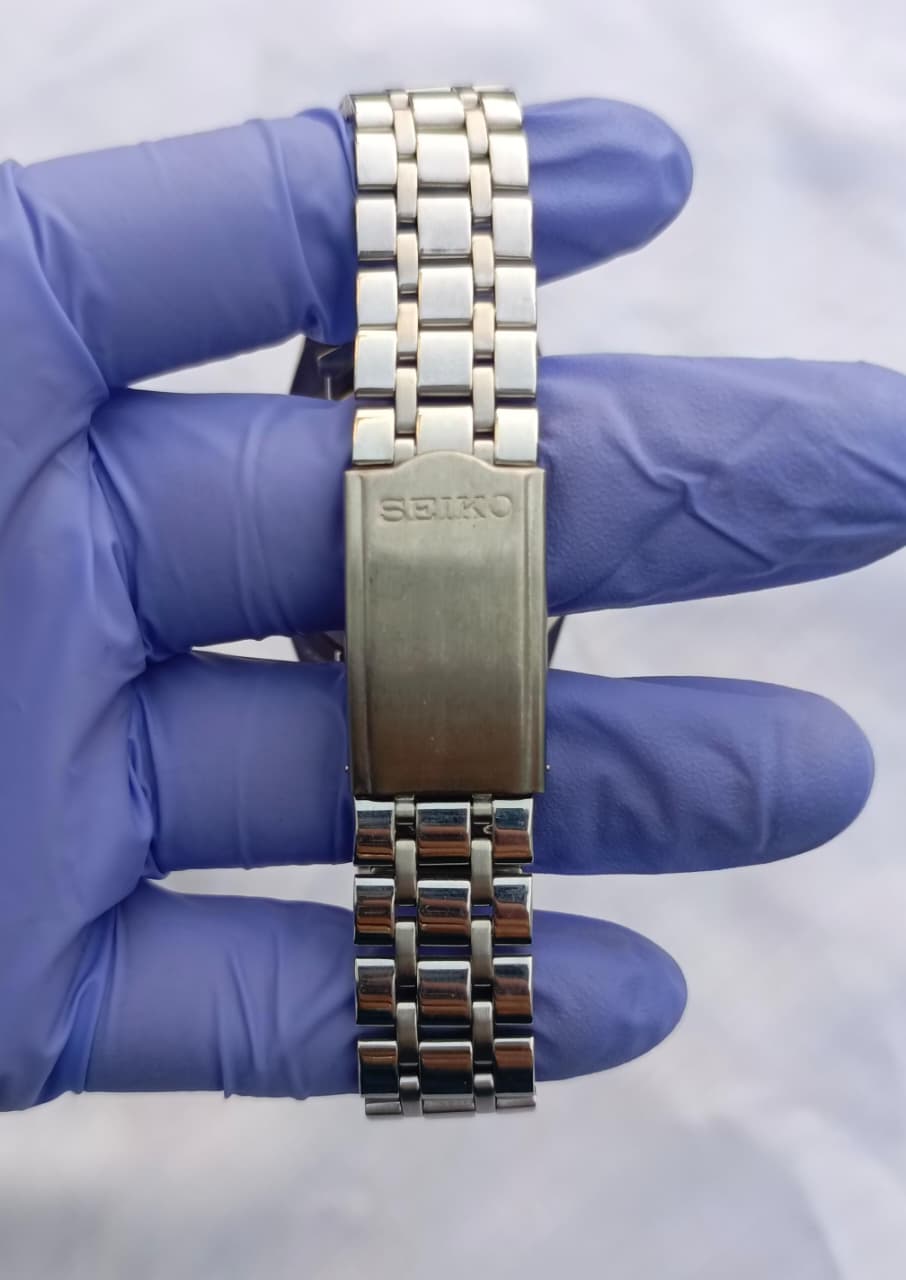 Seiko 5 Automatic Green Dial Arabic Numerals Watch