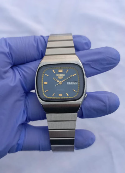 Seiko 5 Automatic Gold Sunburst Dial Star Indices Watch